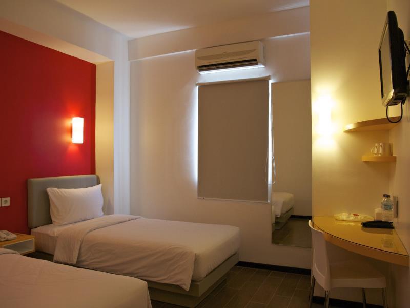 อมารีส โฮเต็ล ซิเลกอน Hotel ชิเลกอน ภายนอก รูปภาพ